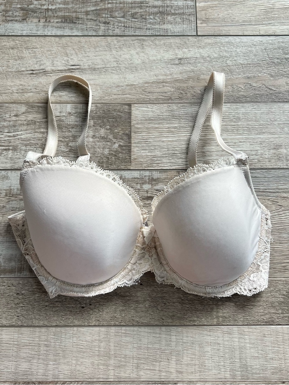 Victoria’s Secret Women's Black Angel Dream Angels Lined Demi Bra Size 32DD